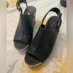 Clarks leather wedge